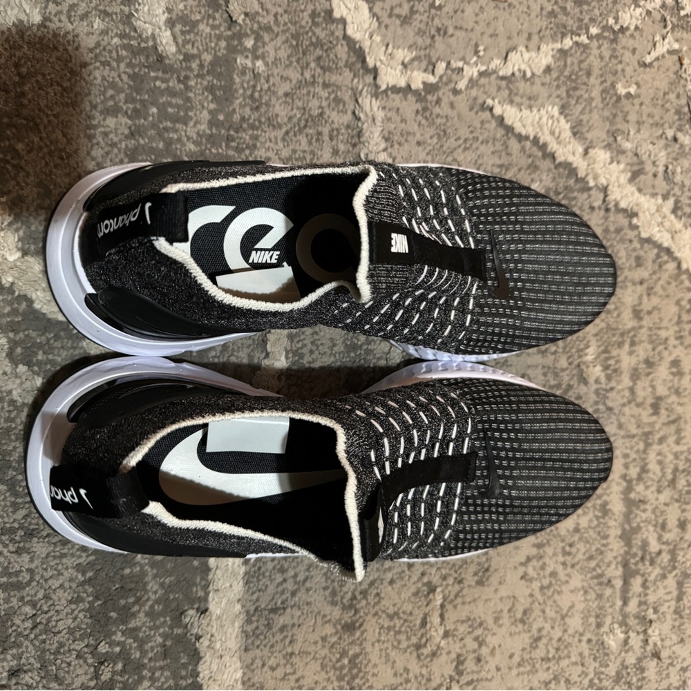 Brand new Nike phantom running shoes
